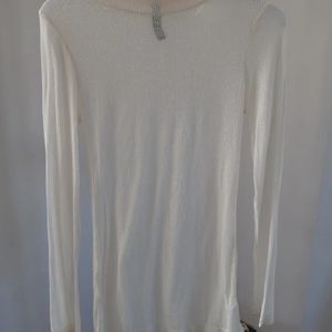 Casalee Women's Long Sleeve Turtle Neck Top In Size Small